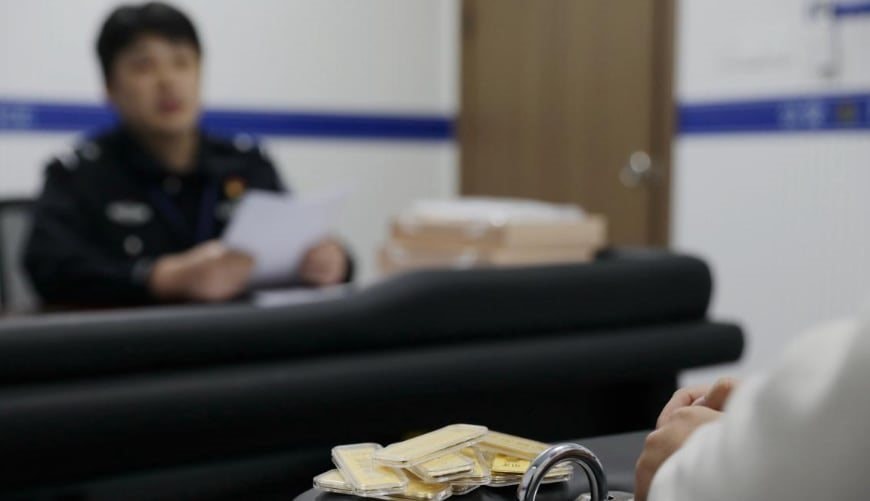 Ng&acirc;n h&agrave;ng từ chối mua lại hơn 13 chỉ v&agrave;ng từ kh&aacute;ch h&agrave;ng cũ, cơ quan chức năng lập tức v&agrave;o cuộc điều tra- Ảnh 2.