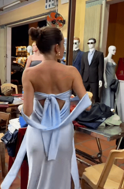 Hội chị em khoe v&aacute;y &aacute;o cực xinh may ở Hội An: Gi&aacute; từ 200k, nội trong v&ograve;ng 24 giờ l&agrave; c&oacute; v&aacute;y, mẫu n&agrave;o cũng xinh lung linh- Ảnh 2.