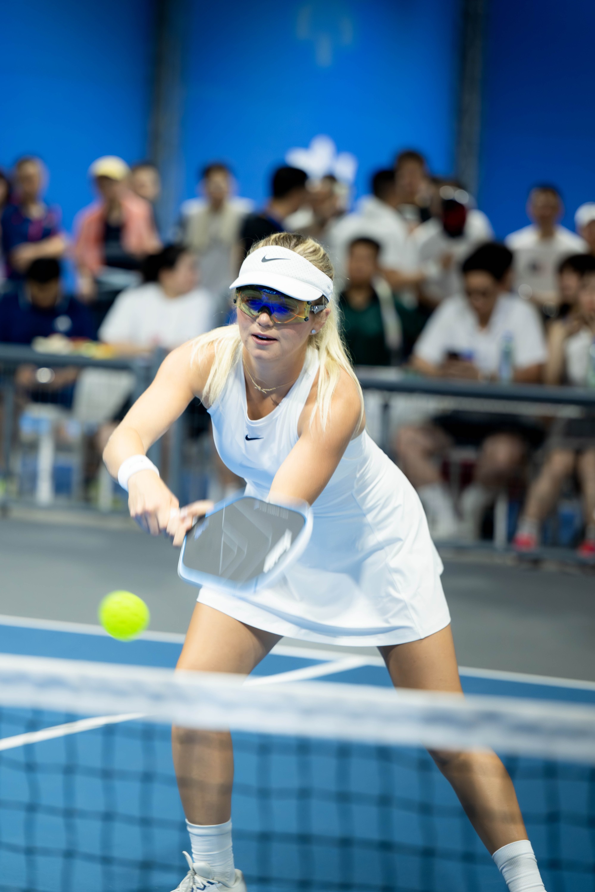 Nữ ho&agrave;ng pickleball Anna Leigh Waters đổ bộ s&acirc;n tập H&agrave; Nội: Visual "ph&aacute;t s&aacute;ng" bất chấp cam thường, kh&iacute; chất chuẩn số 1 thế giới!- Ảnh 11.
