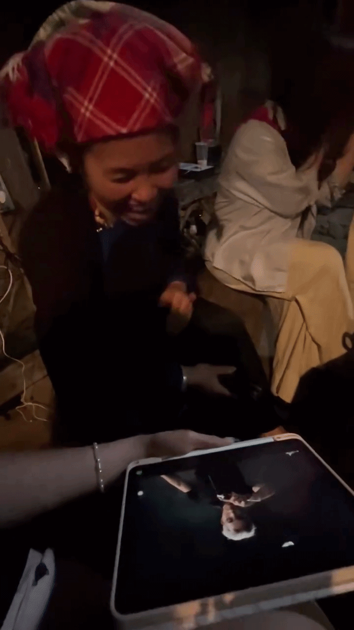 Ngượng ch&iacute;n mặt xem chị Th&ocirc;ng reaction MV phản cảm của Jun Phạm, biểu cảm sượng tr&acirc;n thấy r&otilde;- Ảnh 2.