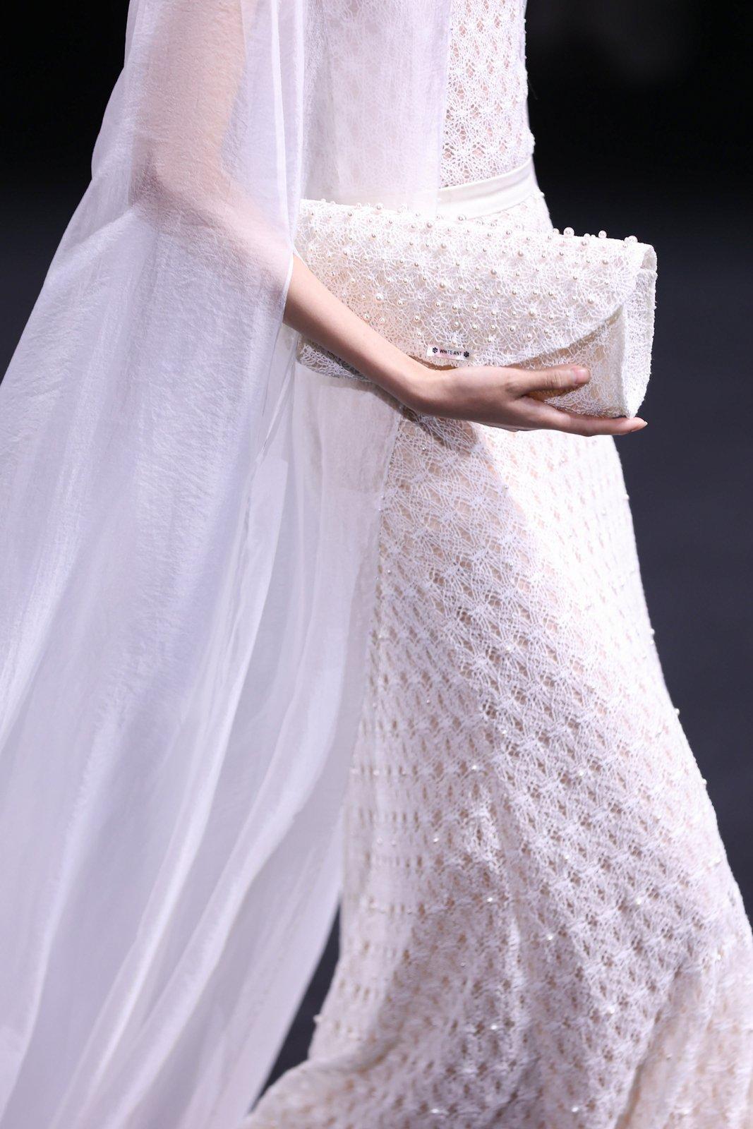 WHITE ANT giới thiệu bộ sưu tập Tempo Reverso tại Shanghai Fashion Week AW2026- Ảnh 4.