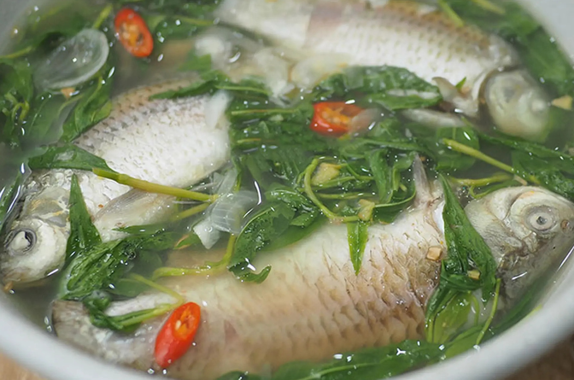 Kh&ocirc;ng phải c&aacute; ch&eacute;p, đ&acirc;y mới l&agrave; 3 loại c&aacute; nước ngọt thanh nhiệt, "bổ như s&acirc;m" n&ecirc;n ăn khi sang h&egrave;- Ảnh 2.