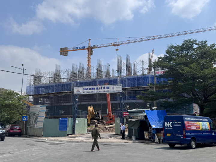 Từ 1/4, người độc th&acirc;n thu nhập 25 triệu đồng/th&aacute;ng được mua nh&agrave; x&atilde; hội ở TP.HCM- Ảnh 1.