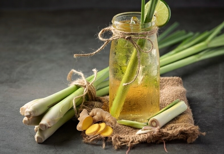 C&aacute;ch giảm mỡ m&aacute;u tại nh&agrave; bằng gừng, chanh, sả- Ảnh 1.