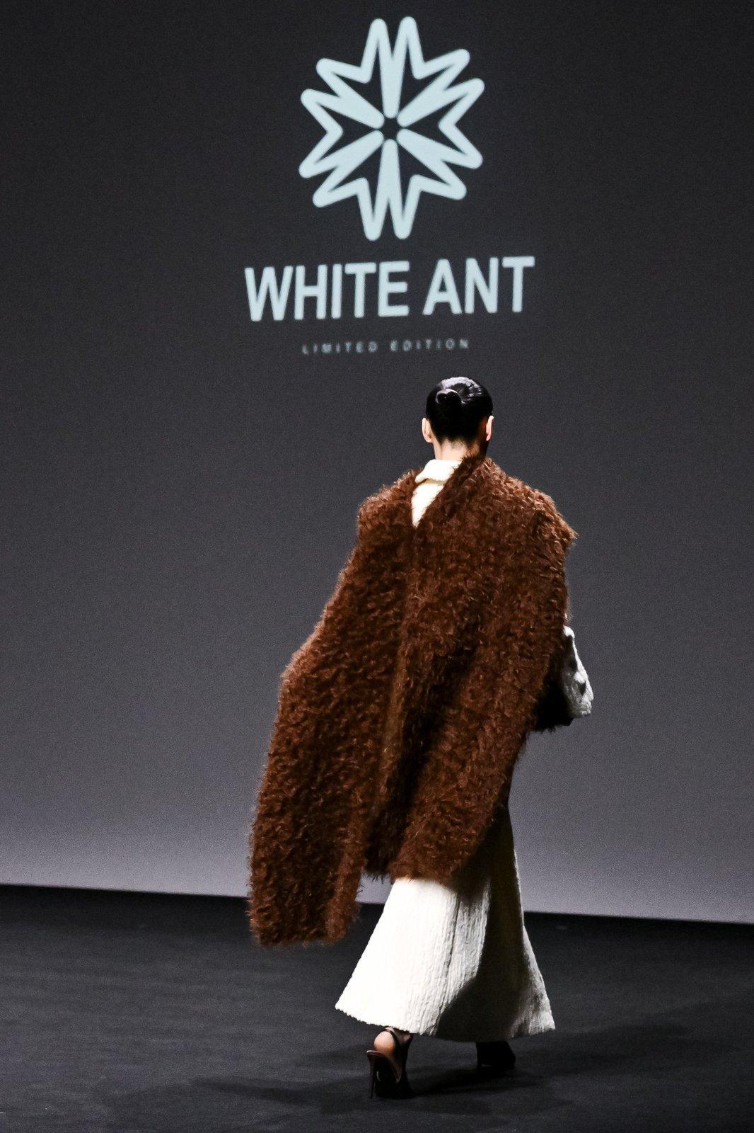WHITE ANT giới thiệu bộ sưu tập Tempo Reverso tại Shanghai Fashion Week AW2026- Ảnh 8.