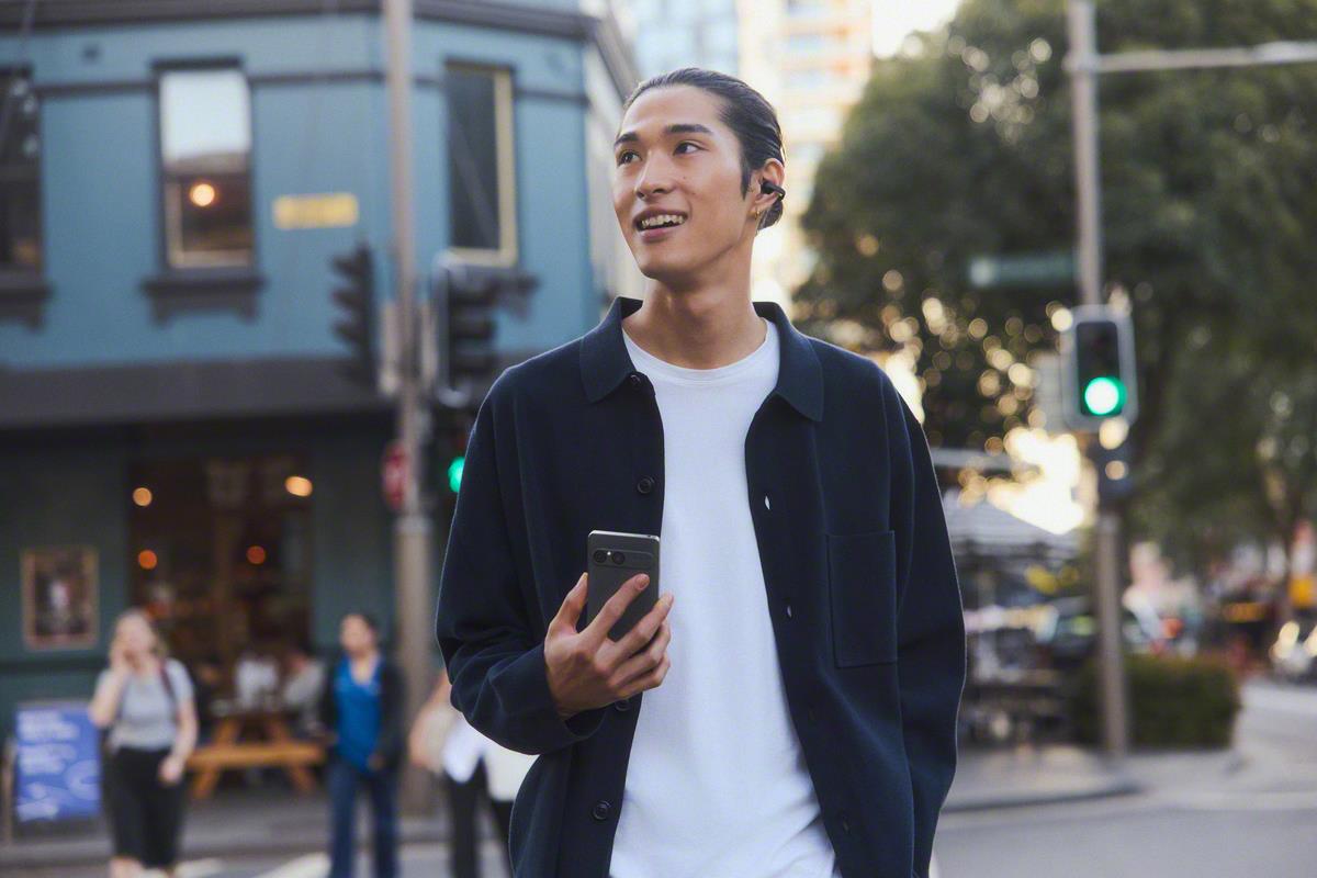 Sony Clip WF-LC900: Tai nghe mở dạng kẹp, tận hưởng cùng lúc âm nhạc và thế giới thực- Ảnh 4. Sony Clip WF-LC900: Tai nghe mở dạng kẹp, tận hưởng cùng lúc âm nhạc và thế giới thực- Ảnh 4.