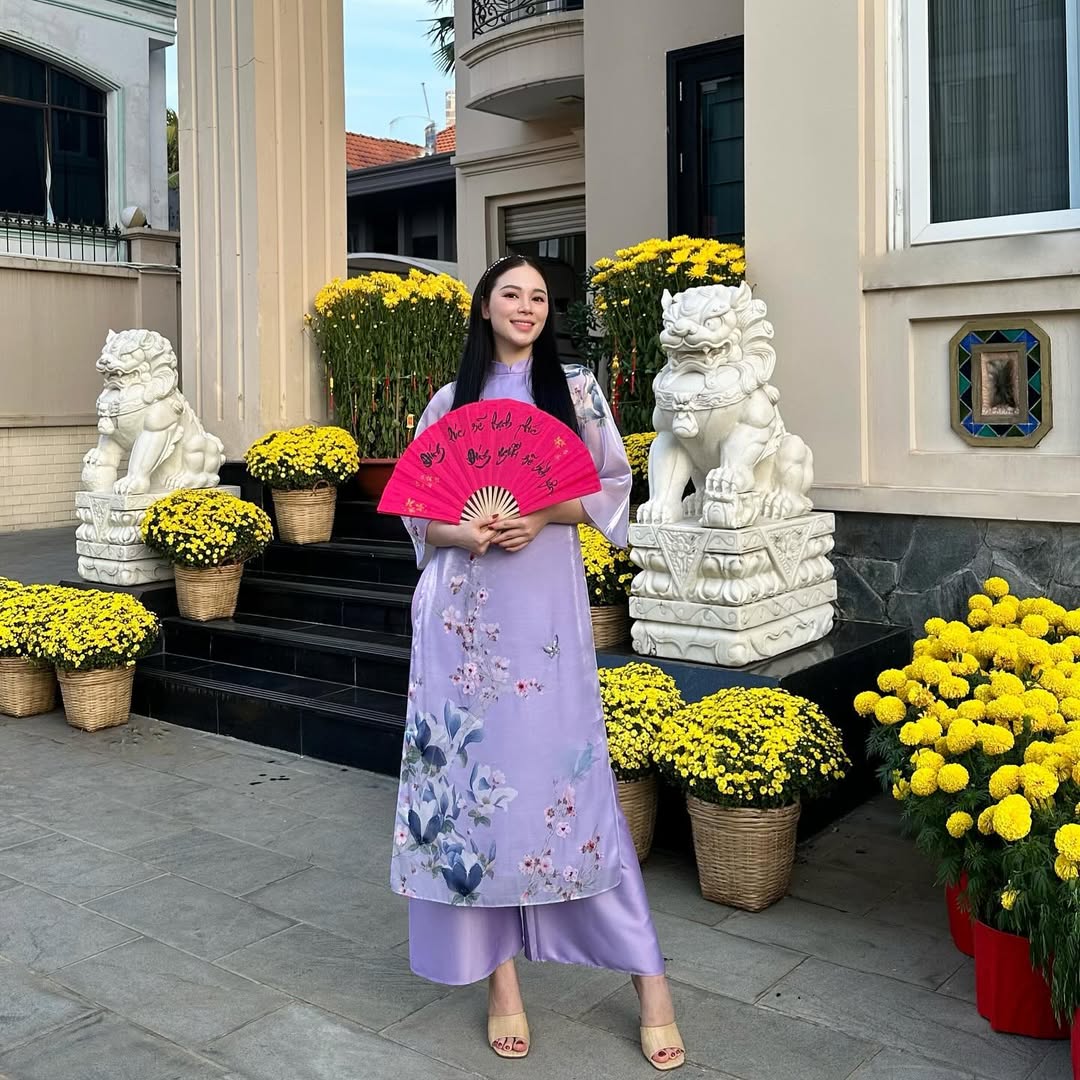 Mỹ nh&acirc;n Vbiz gả v&agrave;o h&agrave;o m&ocirc;n: Đỗ Mỹ Linh ở dinh thự bề thế số 1 H&agrave; Nội, Linh Rin l&agrave; chủ nh&acirc;n biệt thự si&ecirc;u đẳng cấp- Ảnh 4.