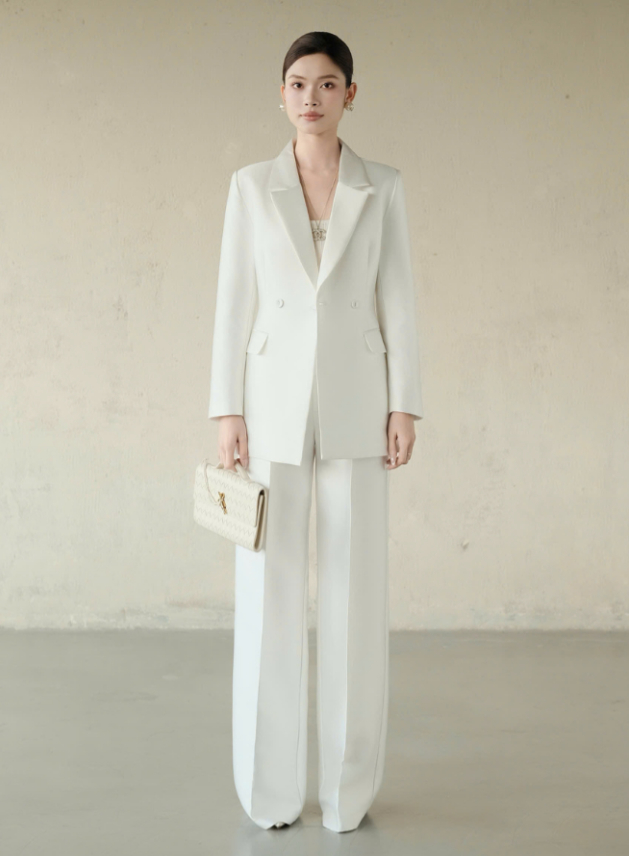 "Tiểu tam" đ&aacute;ng gh&eacute;t nhất m&agrave;n ảnh Việt: Ngo&agrave;i đời dịu d&agrave;ng nết na, mặc đẹp kh&ocirc;ng trượt ph&aacute;t n&agrave;o- Ảnh 9.