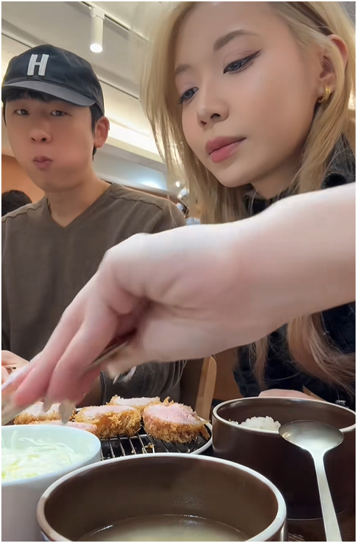 Kh&aacute;ch H&agrave;n gặp nạn được cả gia đ&igrave;nh Việt Nam gi&uacute;p đỡ, khi chị g&aacute;i "&acirc;n nh&acirc;n" sang H&agrave;n v&agrave; muốn gặp mặt: C&aacute;i kết ra sao?- Ảnh 4.