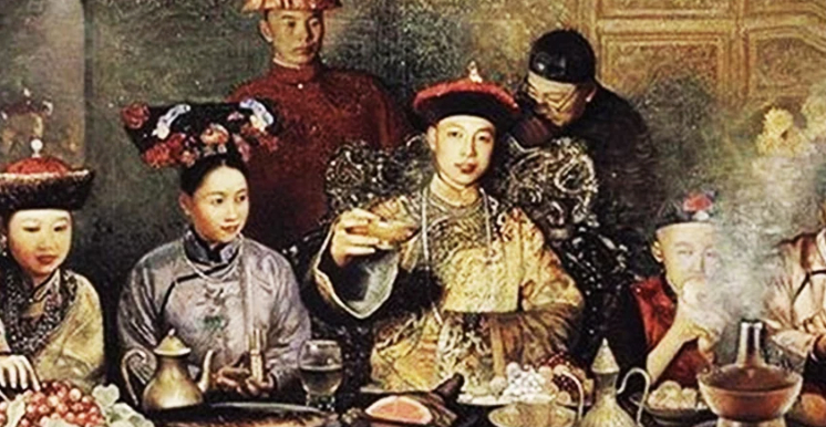 Loại quả vua C&agrave;n Long ban thưởng cho phi tần khiến hậu cung ghen đỏ mắt: Xưa hiếm như l&ocirc;ng phượng, giờ đổ đống b&aacute;n vỉa h&egrave;- Ảnh 2.