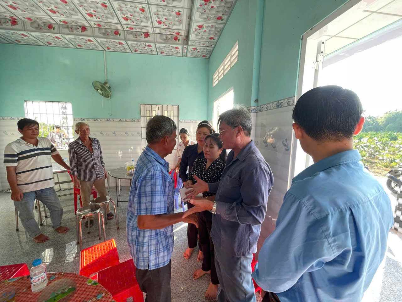 Vợ chồng và con trai quê Tây Ninh tử vong tại Vũng Tàu trong vụ tai nạn thương tâm- Ảnh 2. Vợ chồng và con trai quê Tây Ninh tử vong tại Vũng Tàu trong vụ tai nạn thương tâm- Ảnh 2.