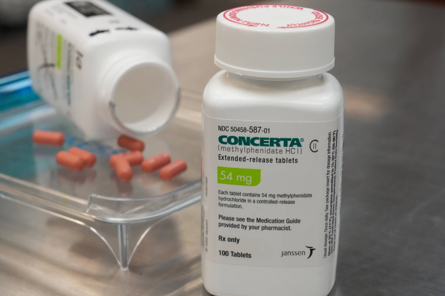 Nhật Bản: Một loại thuốc đang cực kỳ khan hiếm, bác sỹ không thể kê đơn cho bệnh nhân mới, người mắc lâu năm chỉ còn thuốc cho 2 tuần- Ảnh 1. Nhật Bản: Một loại thuốc đang cực kỳ khan hiếm, bác sỹ không thể kê đơn cho bệnh nhân mới, người mắc lâu năm chỉ còn thuốc cho 2 tuần- Ảnh 1.