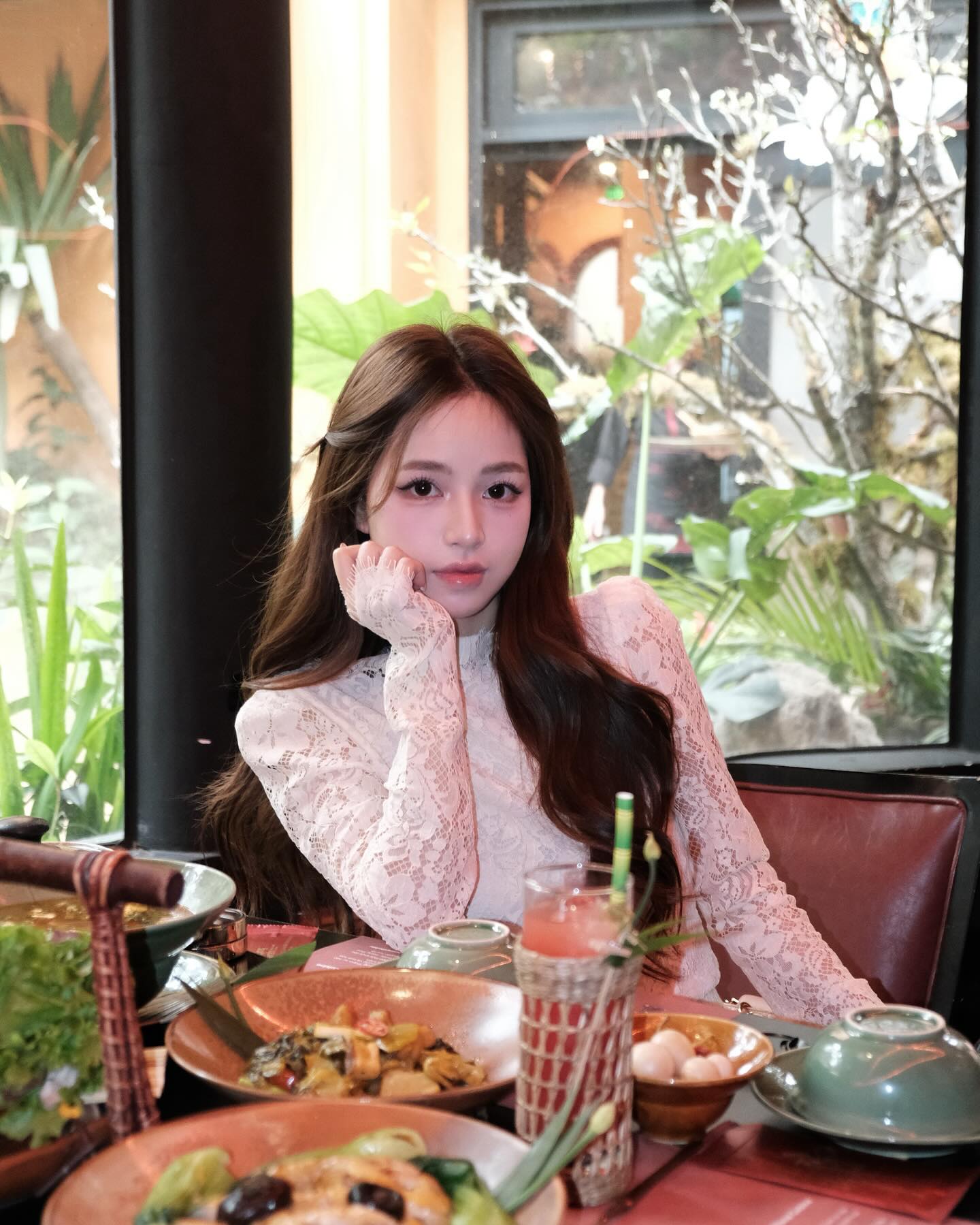 Hội mỹ nữ Việt được b&aacute;o Trung khen l&ecirc;n tận m&acirc;y xanh từ 6 - 7 năm trước, giờ ra sao?- Ảnh 24.