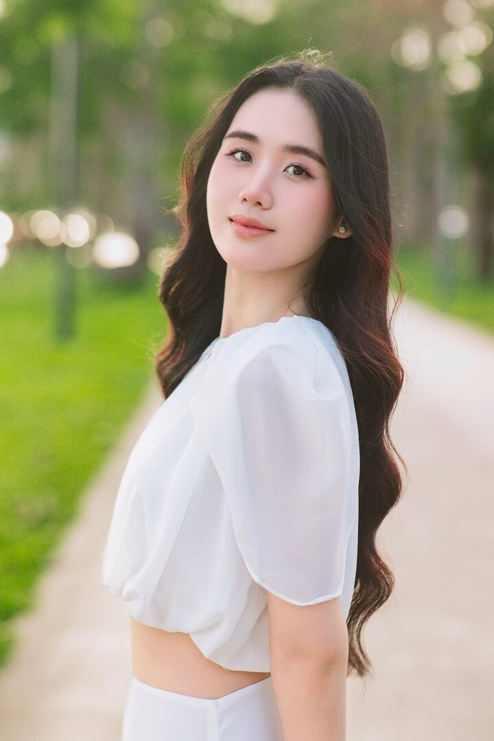 Những n&agrave;ng hậu Miss World Vietnam sở hữu học vấn ấn tượng- Ảnh 6.