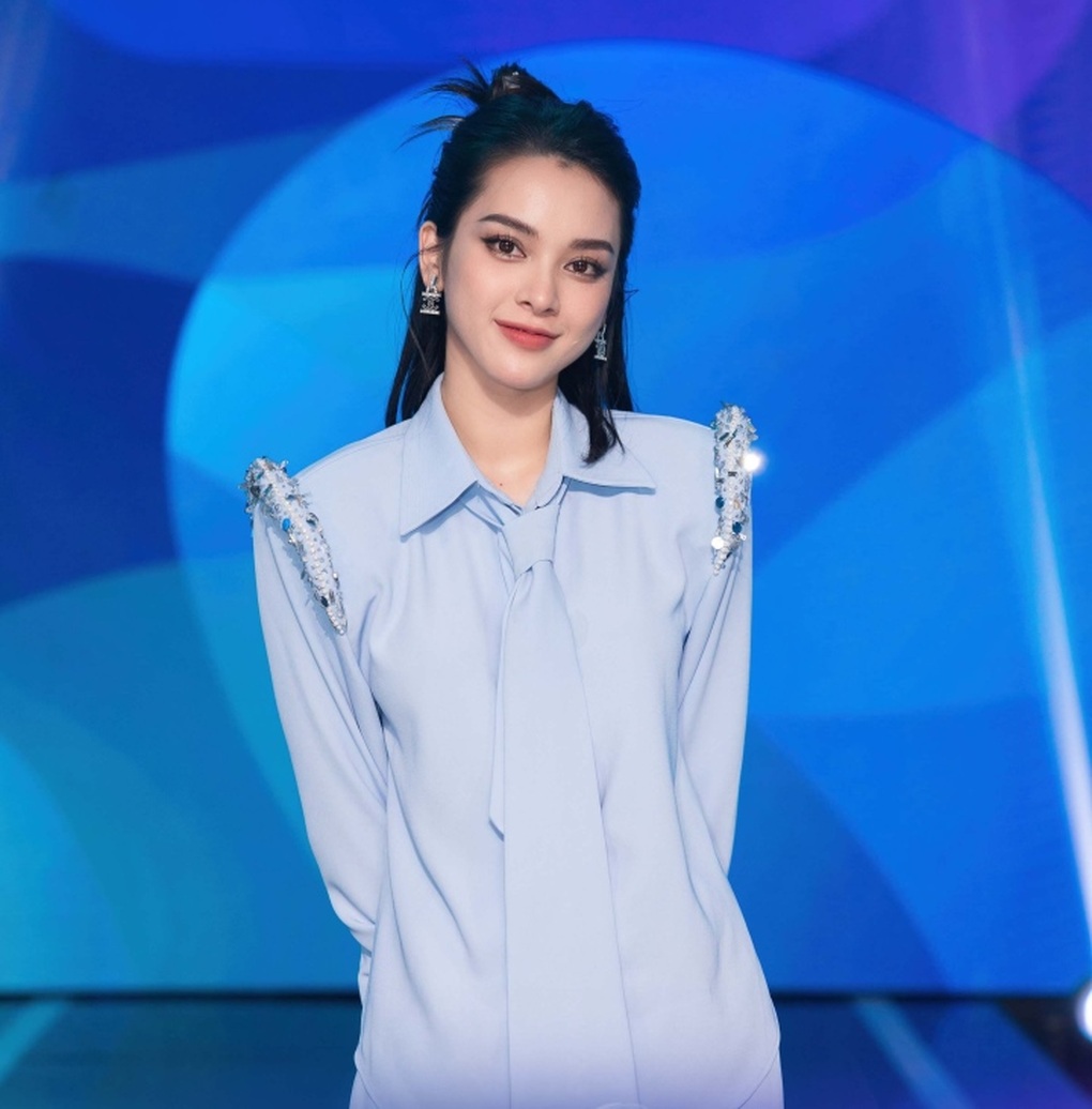 Showbiz Việt c&oacute; một mỹ nh&acirc;n l&agrave;m mẹ từ năm 18 tuổi, nhan sắc xinh đẹp nhưng cuộc đời lắm tru&acirc;n chuy&ecirc;n- Ảnh 1.