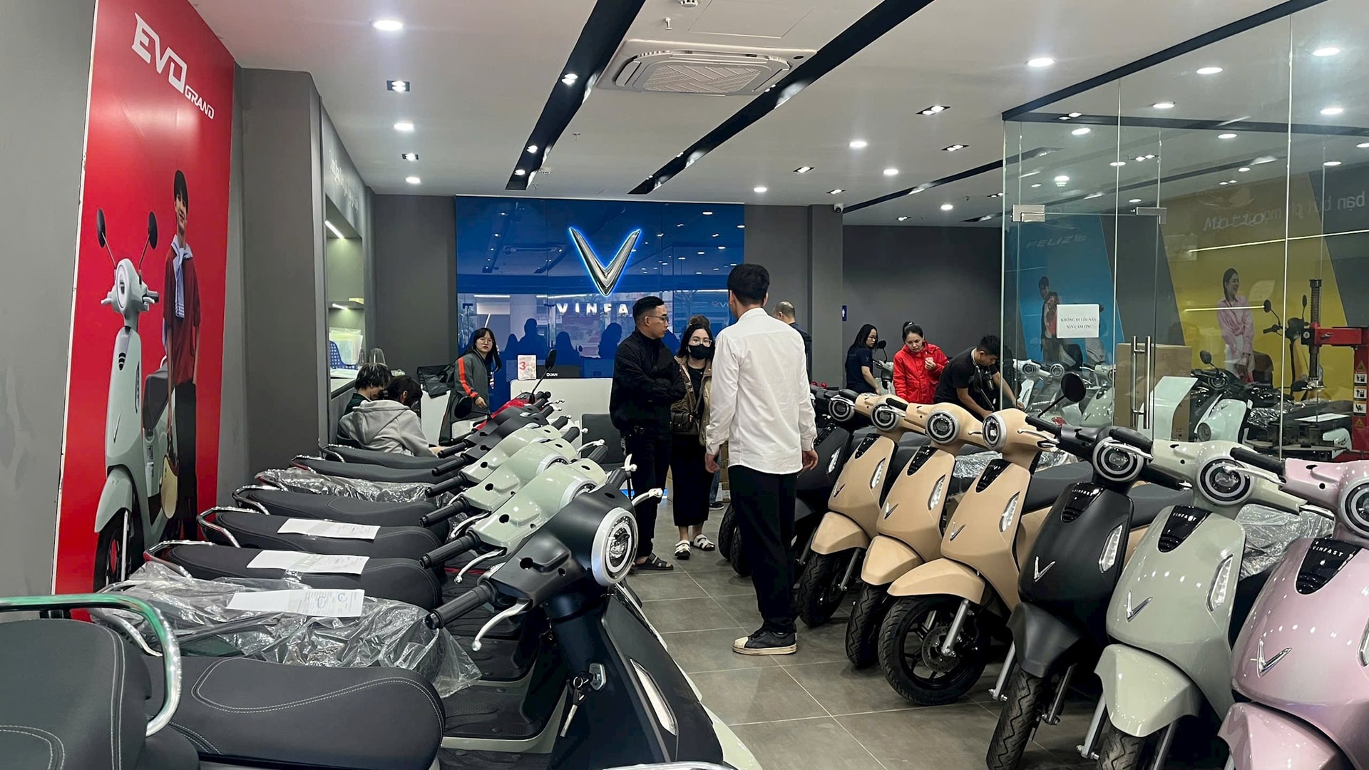 Xe m&aacute;y Honda giảm 20% doanh số - c&oacute; đang 'hụt hơi' trước xe điện?- Ảnh 5.