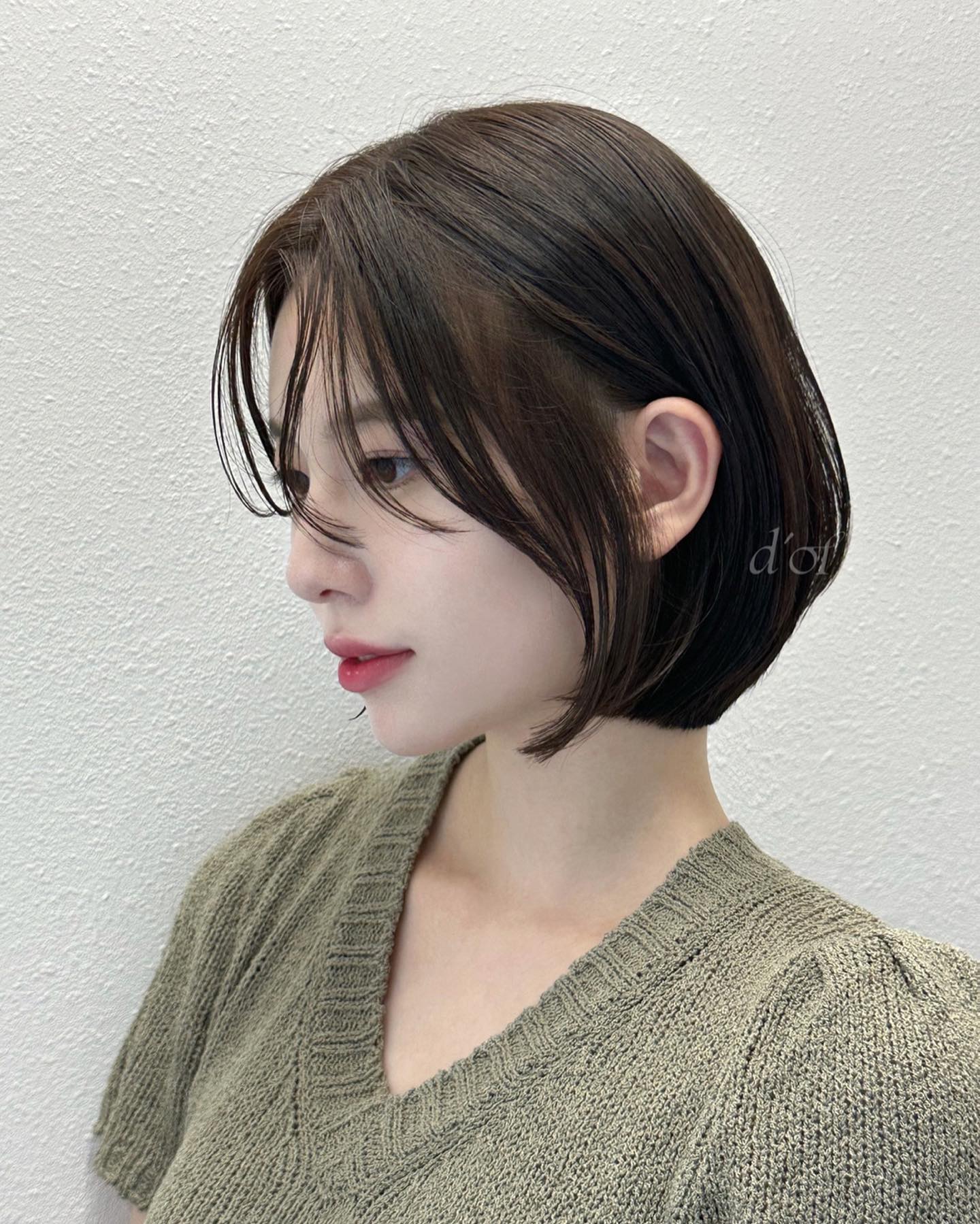 T&oacute;c bob layer đang trở lại: 15 kiểu hack tuổi cho phụ nữ 30+ muốn trẻ hơn m&agrave; kh&ocirc;ng cần &ldquo;cưa sừng&rdquo;- Ảnh 22.