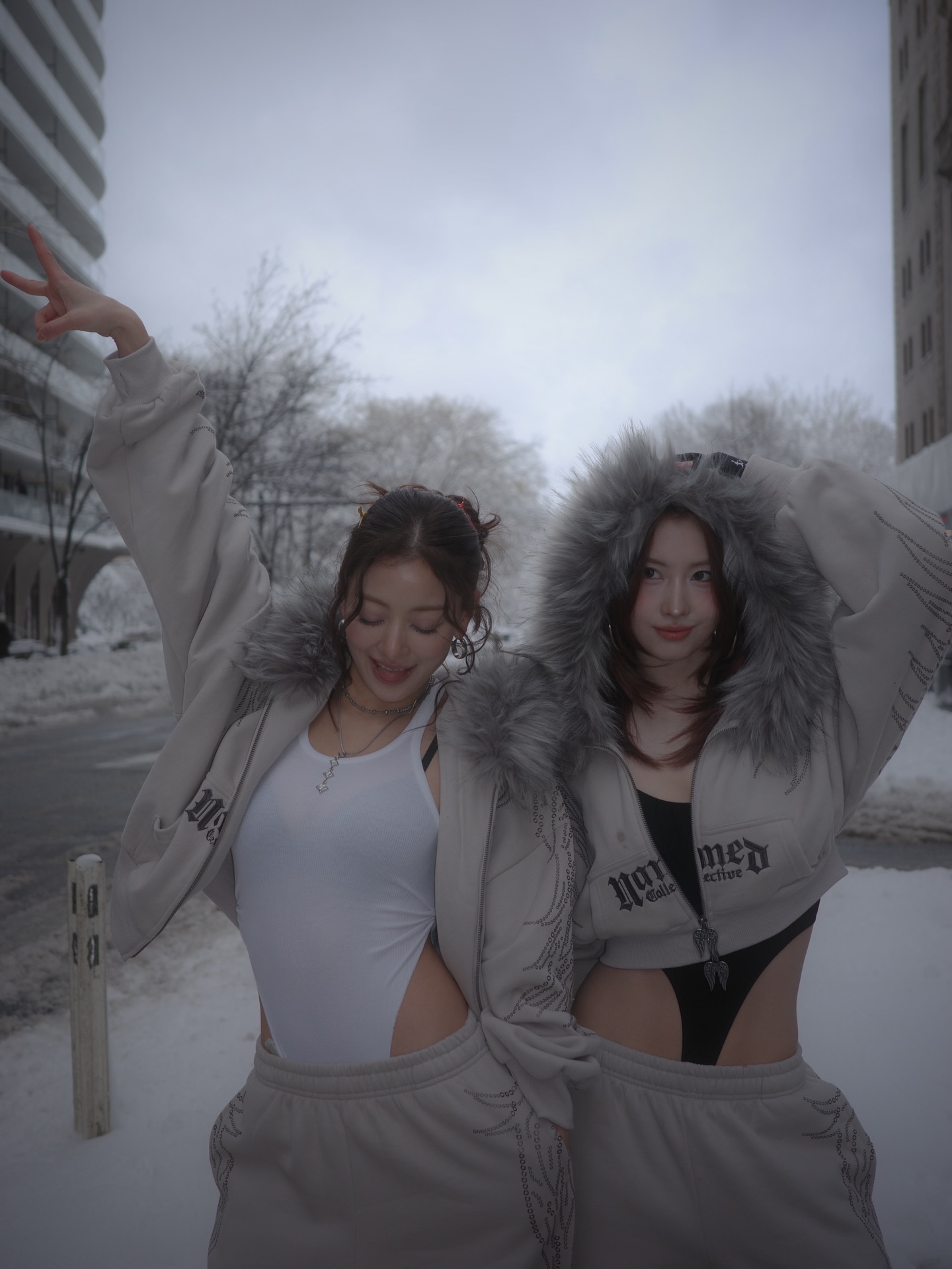 Giảng vi&ecirc;n Vbiz bỏ h&igrave;nh tượng "g&aacute;i ngoan", theo Lisa khoe nội y giữa trời tuyết- Ảnh 16.