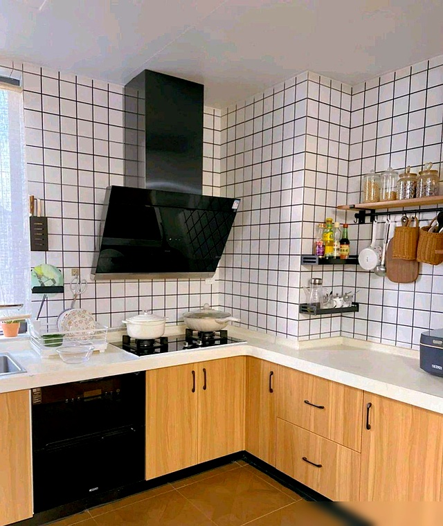 Căn hộ của người phụ nữ 40 tuổi khiến h&agrave;ng ngh&igrave;n người ghen tị: Kh&ocirc;ng đắt tiền nhưng tinh tế đến từng g&oacute;c- Ảnh 4.