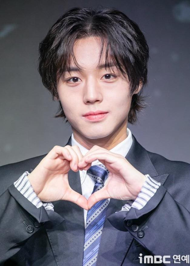 Ch&acirc;n dung nam diễn vi&ecirc;n h&uacute;t 10 triệu người đến ph&ograve;ng v&eacute;- Ảnh 13.