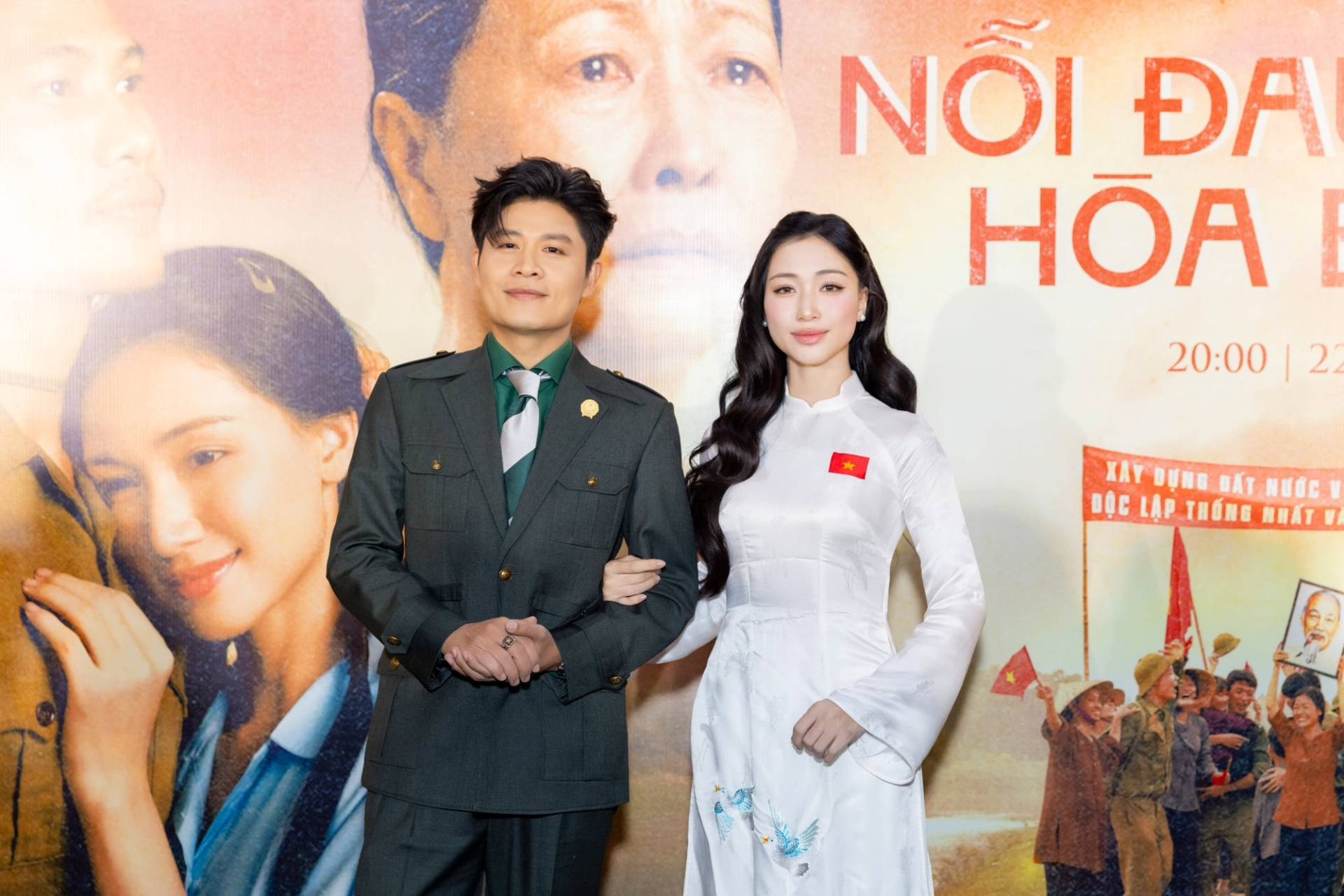 Lộ diện người đ&agrave;n &ocirc;ng mặc qu&acirc;n phục được H&ograve;a Minzy &ocirc;m chầm- Ảnh 4.