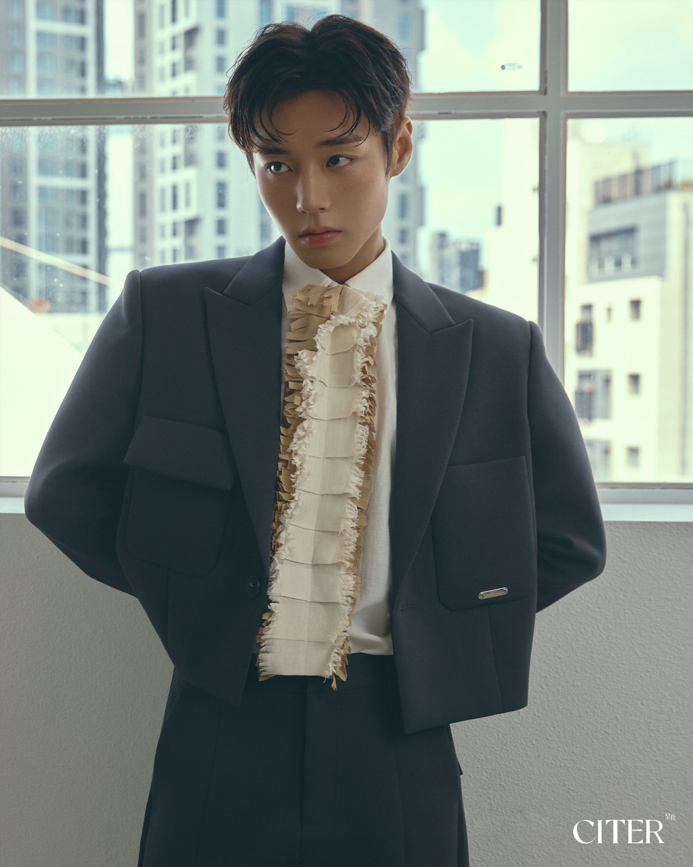 Ch&acirc;n dung nam diễn vi&ecirc;n h&uacute;t 10 triệu người đến ph&ograve;ng v&eacute;- Ảnh 17.