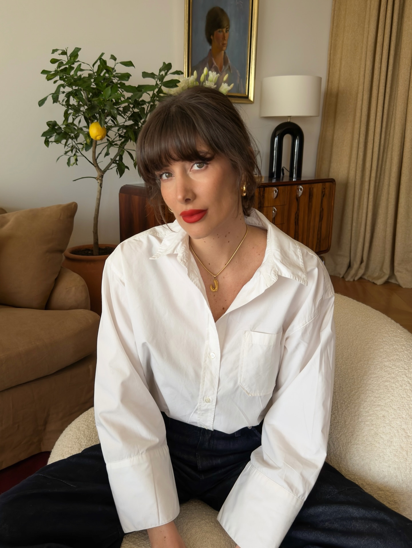 Style m&ugrave;a h&egrave; của phụ nữ Ph&aacute;p thường c&oacute; 5 item đơn giản m&agrave; sang- Ảnh 10.