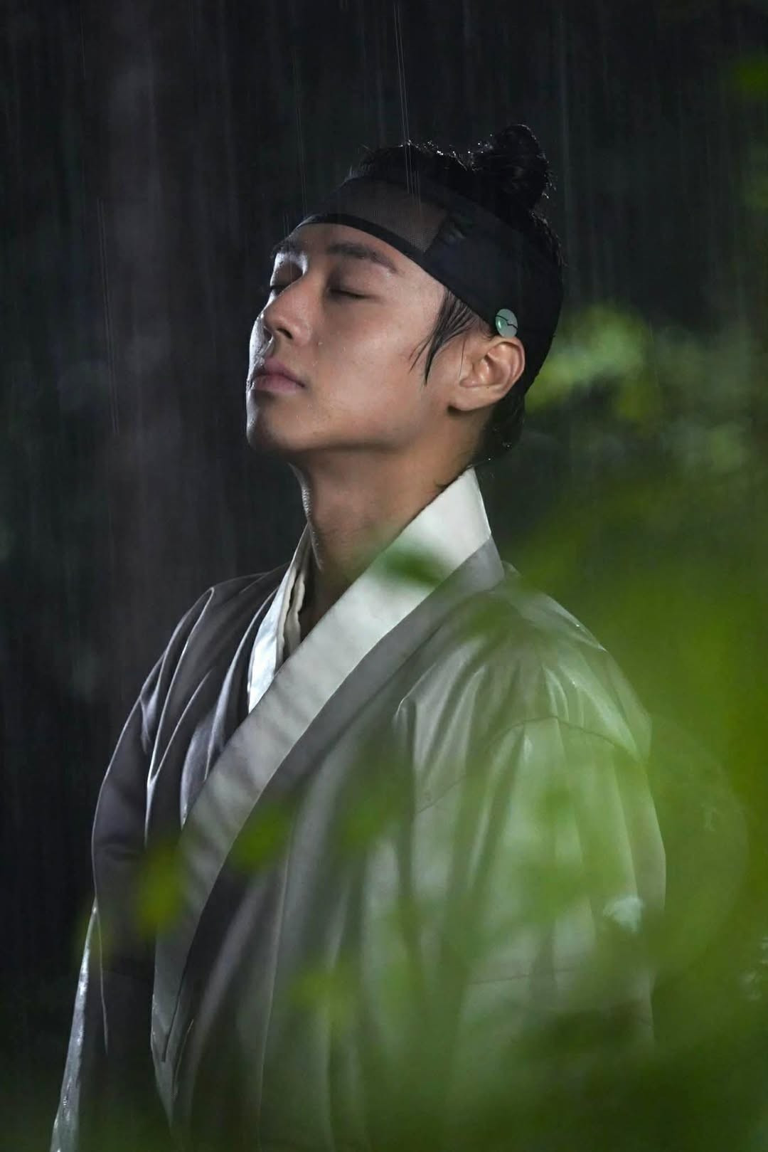 Ch&acirc;n dung nam diễn vi&ecirc;n h&uacute;t 10 triệu người đến ph&ograve;ng v&eacute;- Ảnh 1.