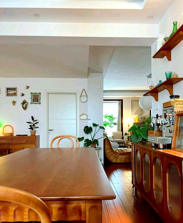 Căn hộ của người phụ nữ 40 tuổi khiến h&agrave;ng ngh&igrave;n người ghen tị: Kh&ocirc;ng đắt tiền nhưng tinh tế đến từng g&oacute;c- Ảnh 5.