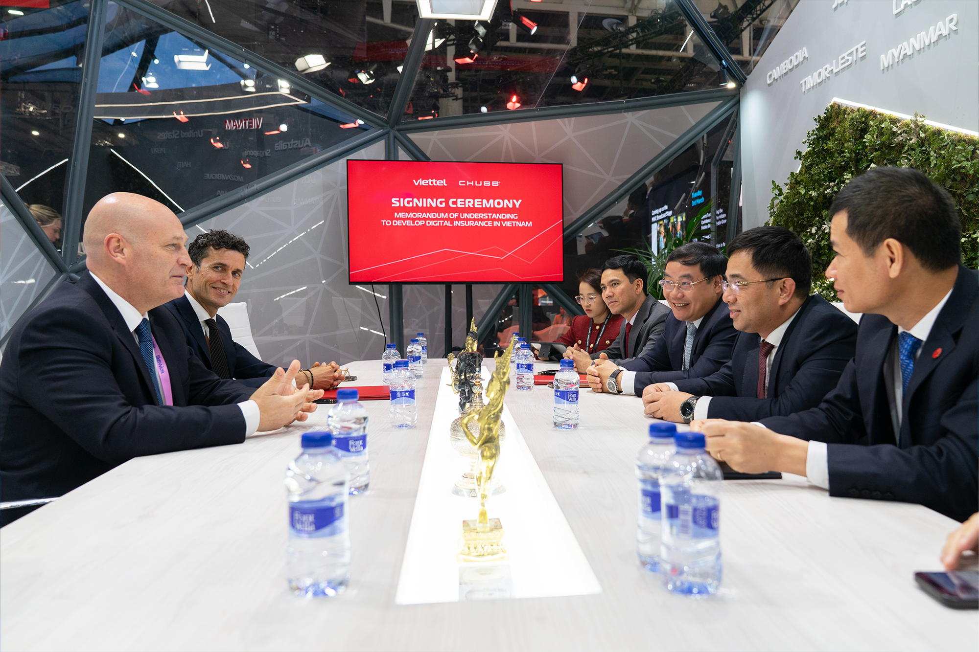 Bảo hiểm số và bài toán xây dựng niềm tin trong kỷ nguyên dữ liệu- Ảnh 1. Bảo hiểm số và bài toán xây dựng niềm tin trong kỷ nguyên dữ liệu- Ảnh 1.