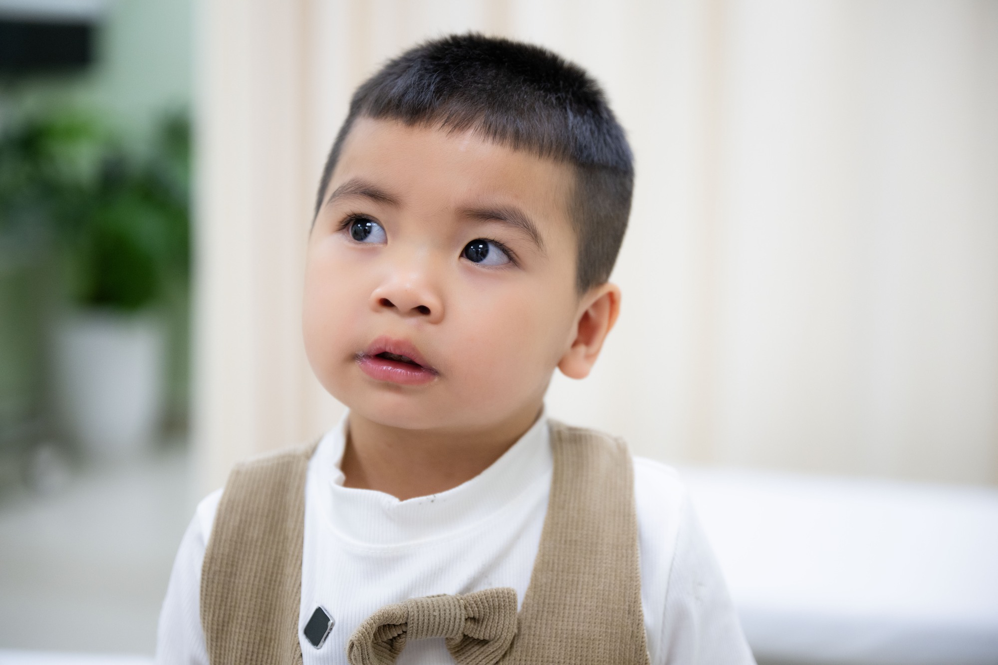 B&eacute; trai 3 tuổi từng bị ti&ecirc;n lượng chết n&atilde;o, sống đời thực vật sau đuối nước: Khoảnh khắc gọi 