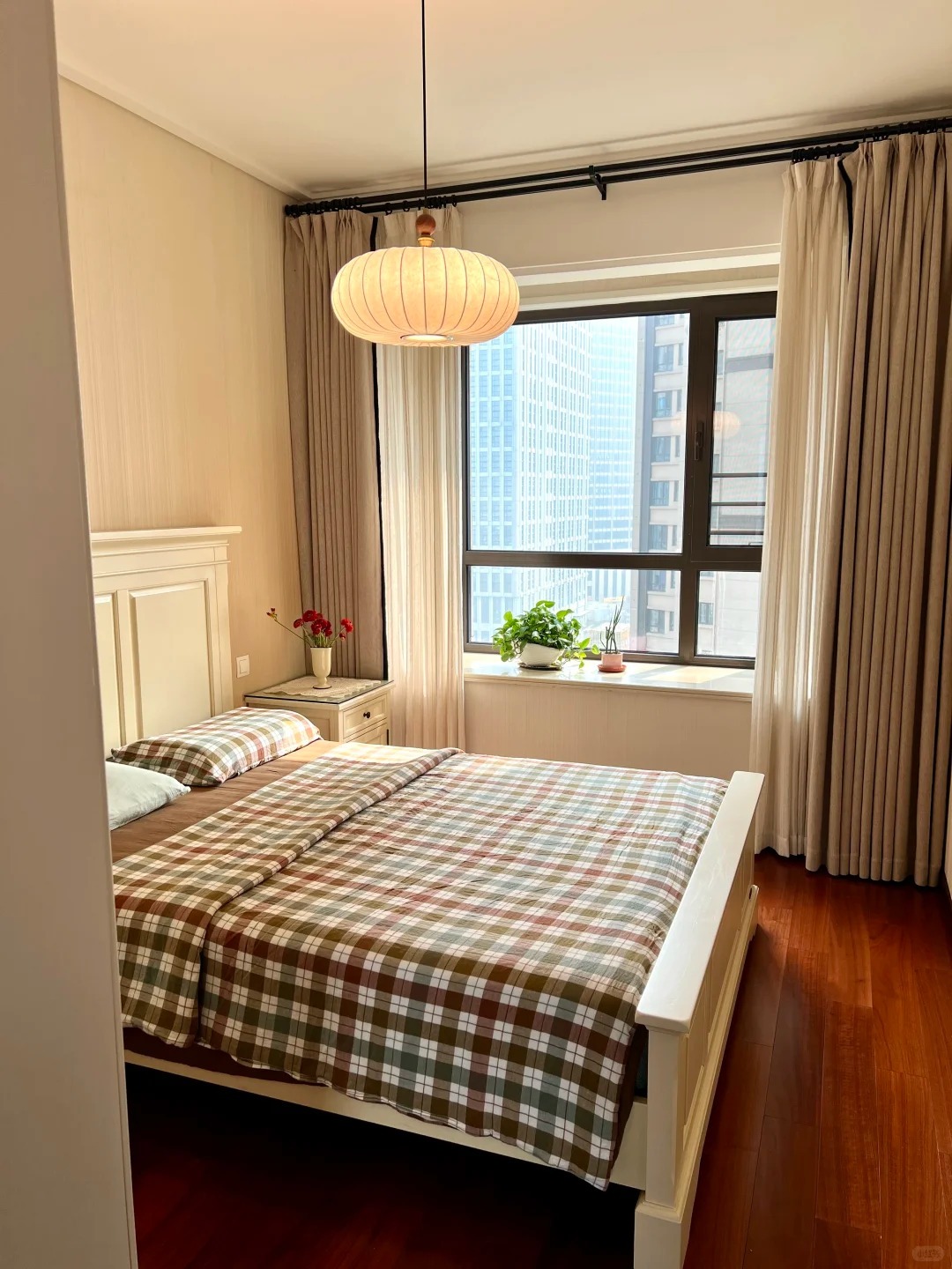 Đến năm 30 tuổi, t&ocirc;i mới thấm th&iacute;a lời mẹ dạy: Muốn nh&agrave; sạch, con phải biết bu&ocirc;ng...- Ảnh 5.