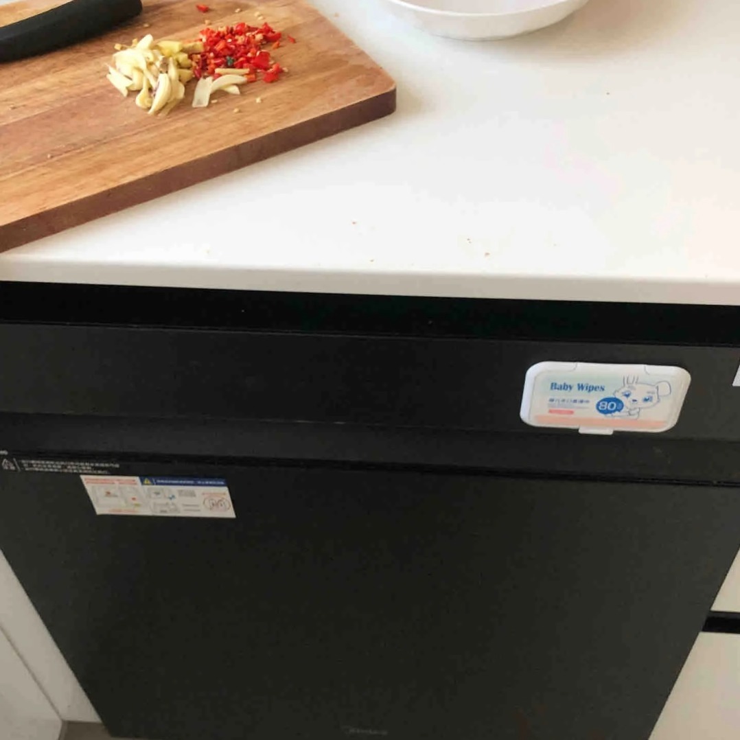 H&agrave;ng x&oacute;m gh&eacute; chơi, nh&igrave;n cảnh n&agrave;y trong nh&agrave; t&ocirc;i lập tức b&aacute;i 2 tiếng: "Sư phụ"!- Ảnh 8.