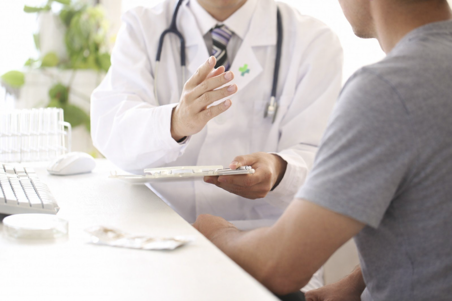 Nam công nhân 27 tuổi khó thở, co quắp kéo dài, đến viện tâm thần phát hiện nguyên nhân bất ngờ- Ảnh 1. Nam công nhân 27 tuổi khó thở, co quắp kéo dài, đến viện tâm thần phát hiện nguyên nhân bất ngờ- Ảnh 1.