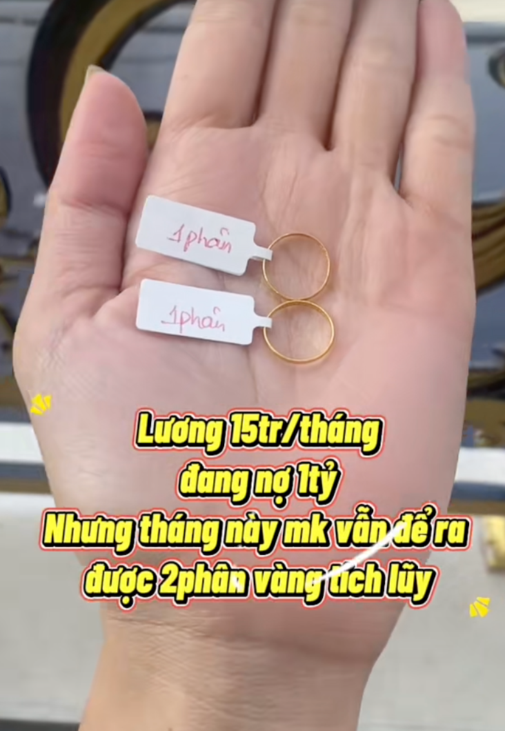 Thu nhập 15 triệu/ th&aacute;ng, vợ chồng trẻ ở Thanh H&oacute;a vẫn x&acirc;y được nh&agrave; 2 tỷ: B&iacute; quyết l&agrave; 8 năm &acirc;m thầm mua v&agrave;ng t&iacute;ch sản- Ảnh 5.