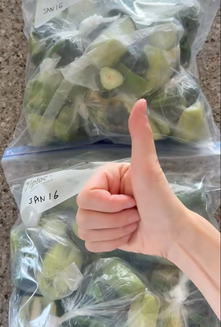 Phụ nữ H&agrave;n hạn chế da mụn v&agrave; detox v&oacute;c d&aacute;ng nhờ 1 cốc sinh tố m&agrave;u xanh l&aacute; mỗi s&aacute;ng- Ảnh 7.