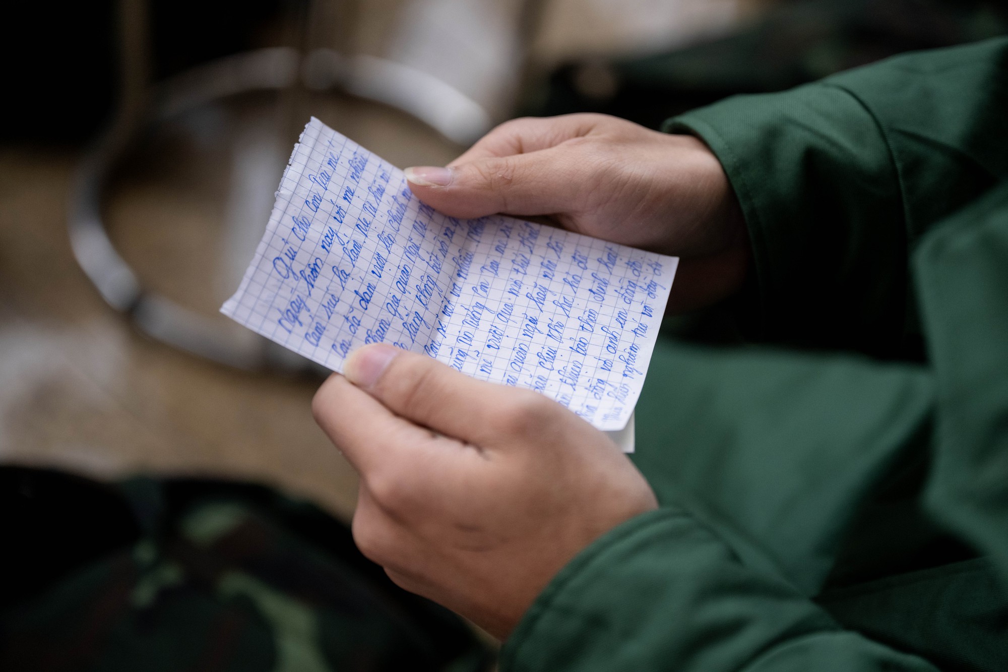 Những khoảnh khắc x&uacute;c động trong ng&agrave;y hội t&ograve;ng qu&acirc;n: L&aacute; thư tay của mẹ v&agrave; những c&aacute;i &ocirc;m siết chặt tiếp th&ecirc;m sức mạnh cho h&agrave;ng ngh&igrave;n t&acirc;n binh- Ảnh 20.