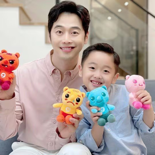 Nam thần cao 1m84 biến mất b&iacute; ẩn, th&igrave; ra đ&atilde; cưới được thi&ecirc;n kim tập đo&agrave;n lớn v&agrave; c&oacute; con lớn tướng- Ảnh 7.