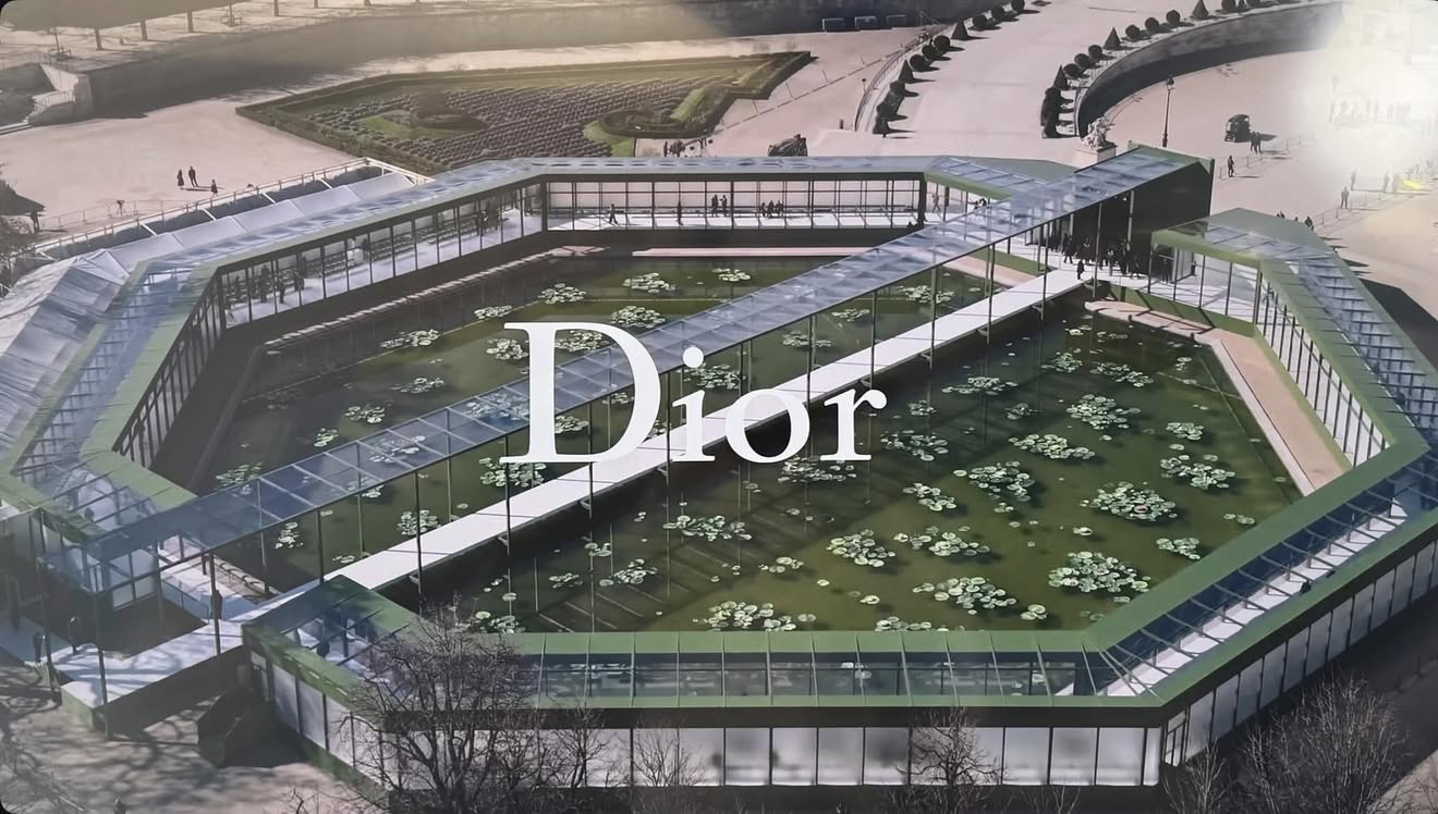 Chuyện Lọ Lem rơi gi&agrave;y ở ch&iacute;nh show Dior: D&acirc;n mạng thế giới đ&ograve;i mua gấp, viral ngay v&agrave; lu&ocirc;n!- Ảnh 4.