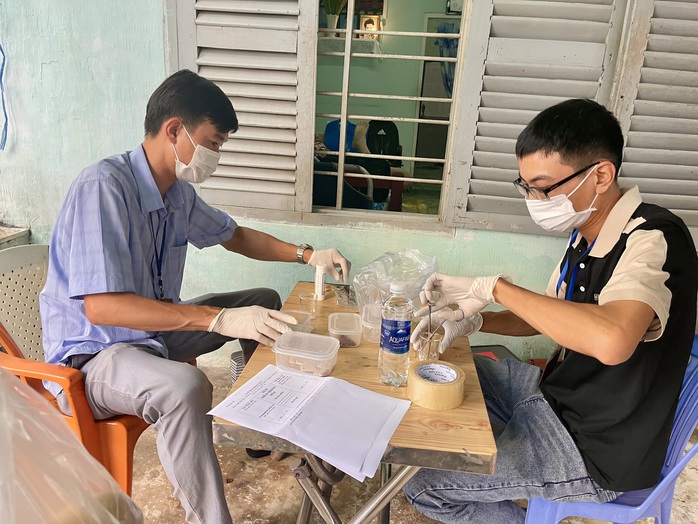 Th&ecirc;m nhiều người nhập viện sau khi ăn b&aacute;nh m&igrave; "kh&ocirc;ng t&ecirc;n" ở Vũng T&agrave;u - Ảnh 2.