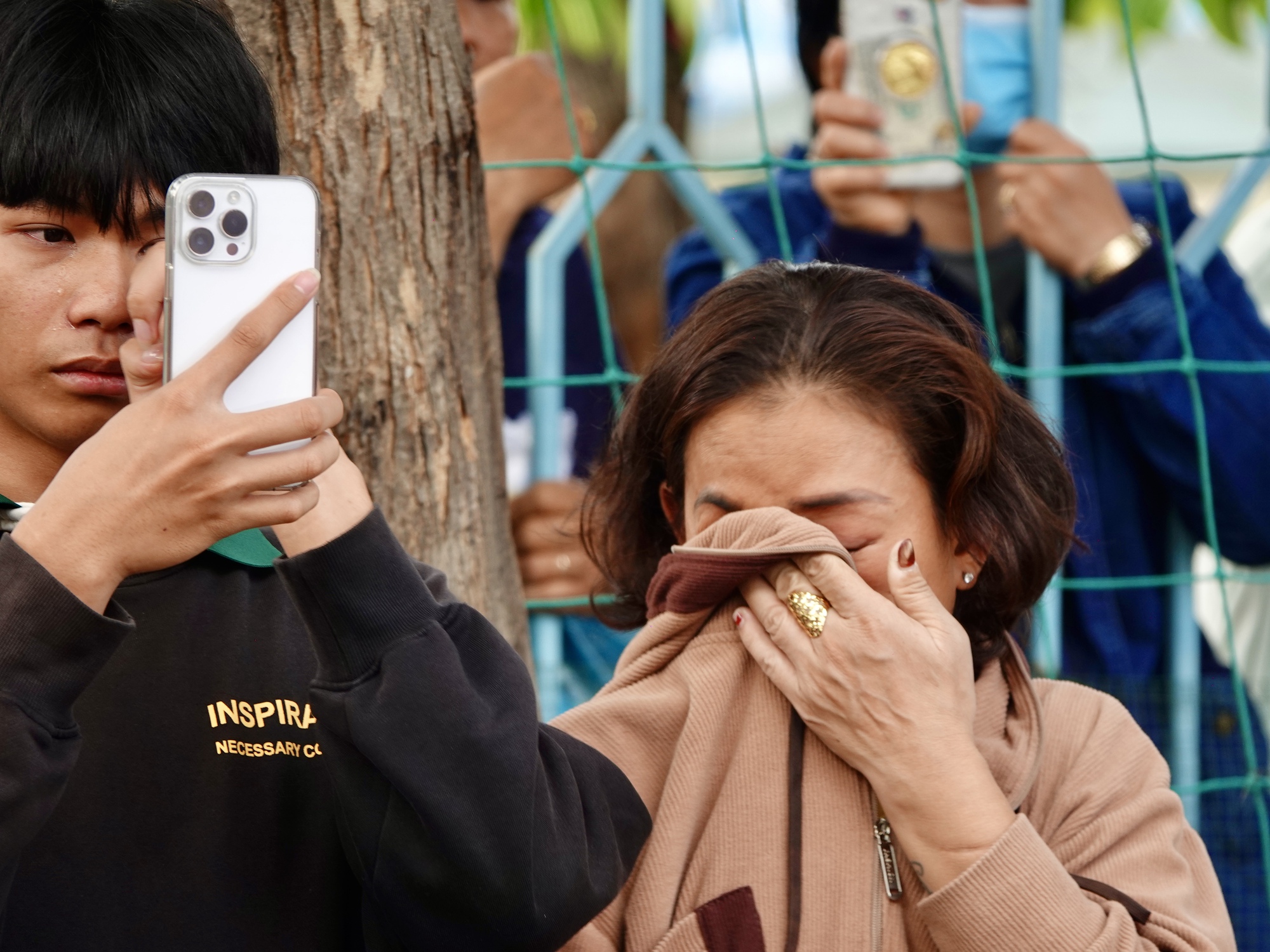 Những khoảnh khắc x&uacute;c động trong ng&agrave;y hội t&ograve;ng qu&acirc;n: L&aacute; thư tay của mẹ v&agrave; những c&aacute;i &ocirc;m siết chặt tiếp th&ecirc;m sức mạnh cho h&agrave;ng ngh&igrave;n t&acirc;n binh- Ảnh 30.