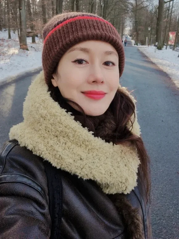 Kh&ocirc;ng tin đ&acirc;y l&agrave; Jisoo sau khi bị tẩy chay triệt để ở H&agrave;n Quốc- Ảnh 3.