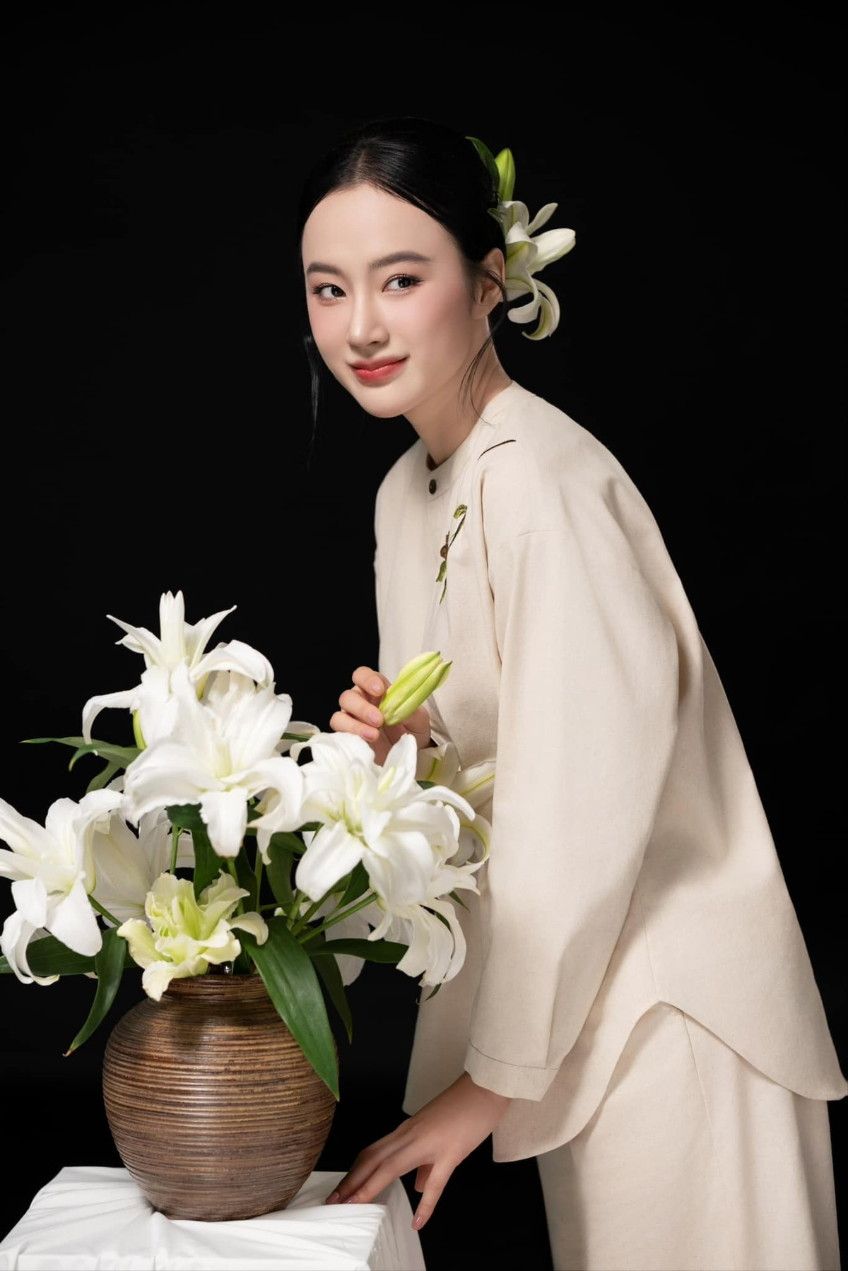 Mỹ nh&acirc;n Việt nổi tiếng quốc tế nhờ một chiếc v&aacute;y, nay xuống t&oacute;c thay đổi đến mức ai nh&igrave;n cũng k&ecirc;u trời- Ảnh 3.