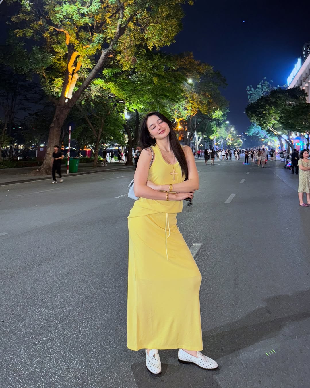 Showbiz c&oacute; mỹ nh&acirc;n U35 m&agrave; "trẻ măng", body đẹp &aacute;c chiến: Style đỉnh trường tồn, g&aacute;i trẻ vẫn phải học lỏm- Ảnh 10.