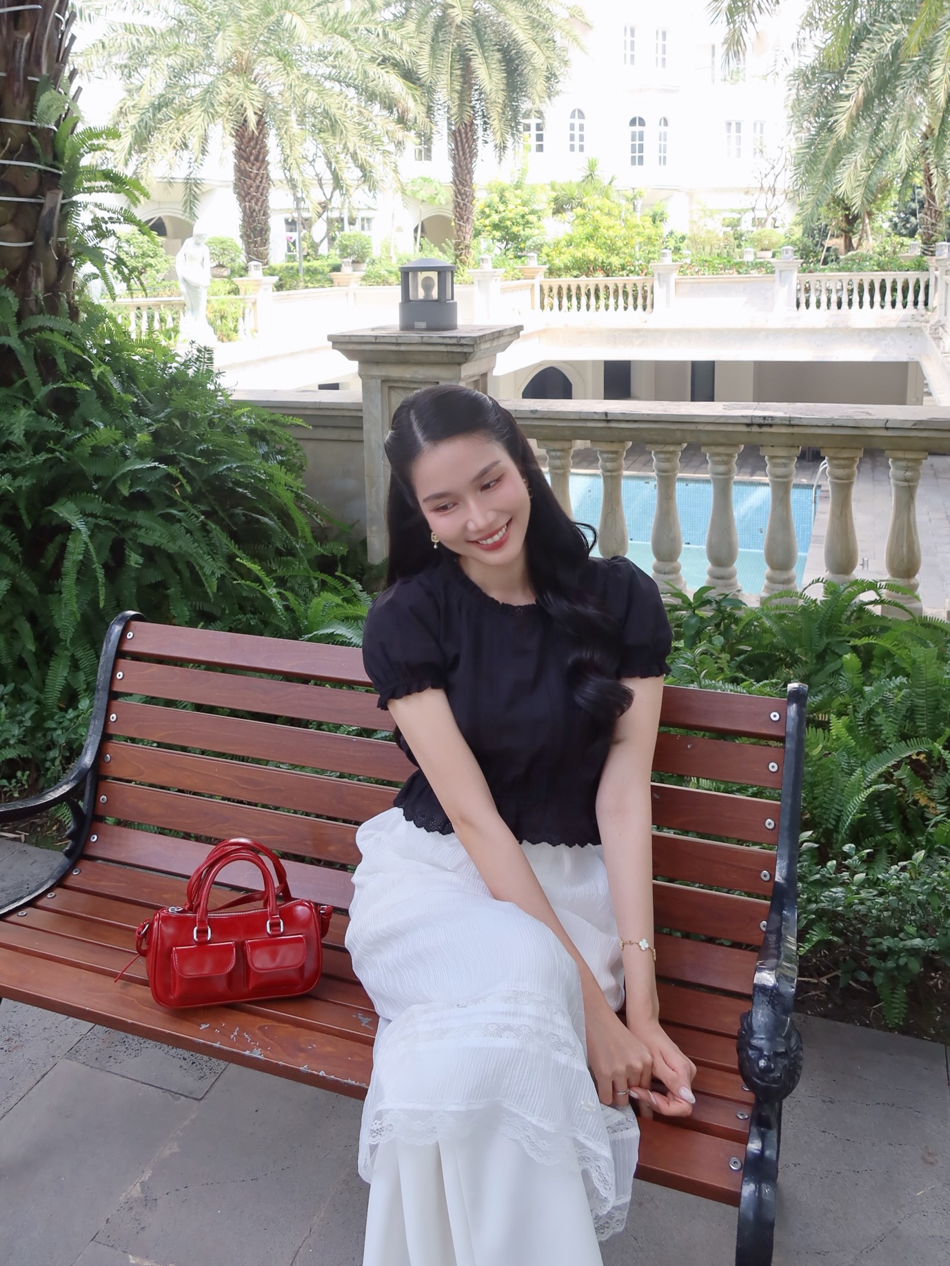 Giảng vi&ecirc;n Vbiz bỏ h&igrave;nh tượng "g&aacute;i ngoan", theo Lisa khoe nội y giữa trời tuyết- Ảnh 8.