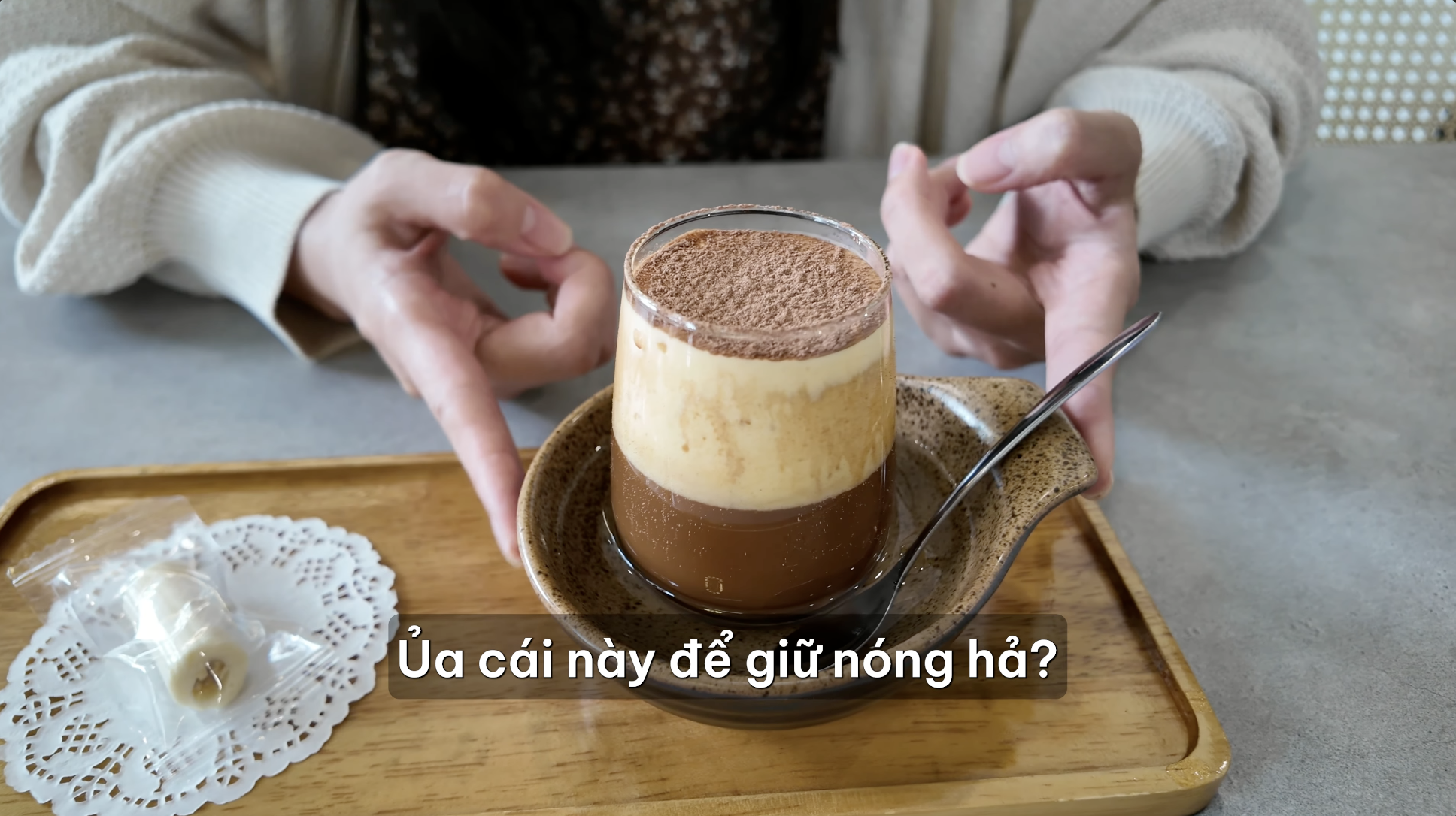 Kh&aacute;ch H&agrave;n sang Việt Nam nhịn tiền xe, cuốc bộ chỉ để mua được thứ nước g&acirc;y nghiện n&agrave;y- Ảnh 7.