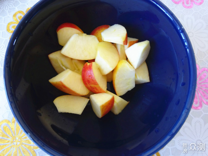 3 c&ocirc;ng thức nước uống d&ugrave;ng đều đặn v&agrave;o s&aacute;ng - chiều - tối gi&uacute;p dễ d&agrave;ng loại bỏ chất thải v&agrave; l&agrave;m sạch đường ruột- Ảnh 3.