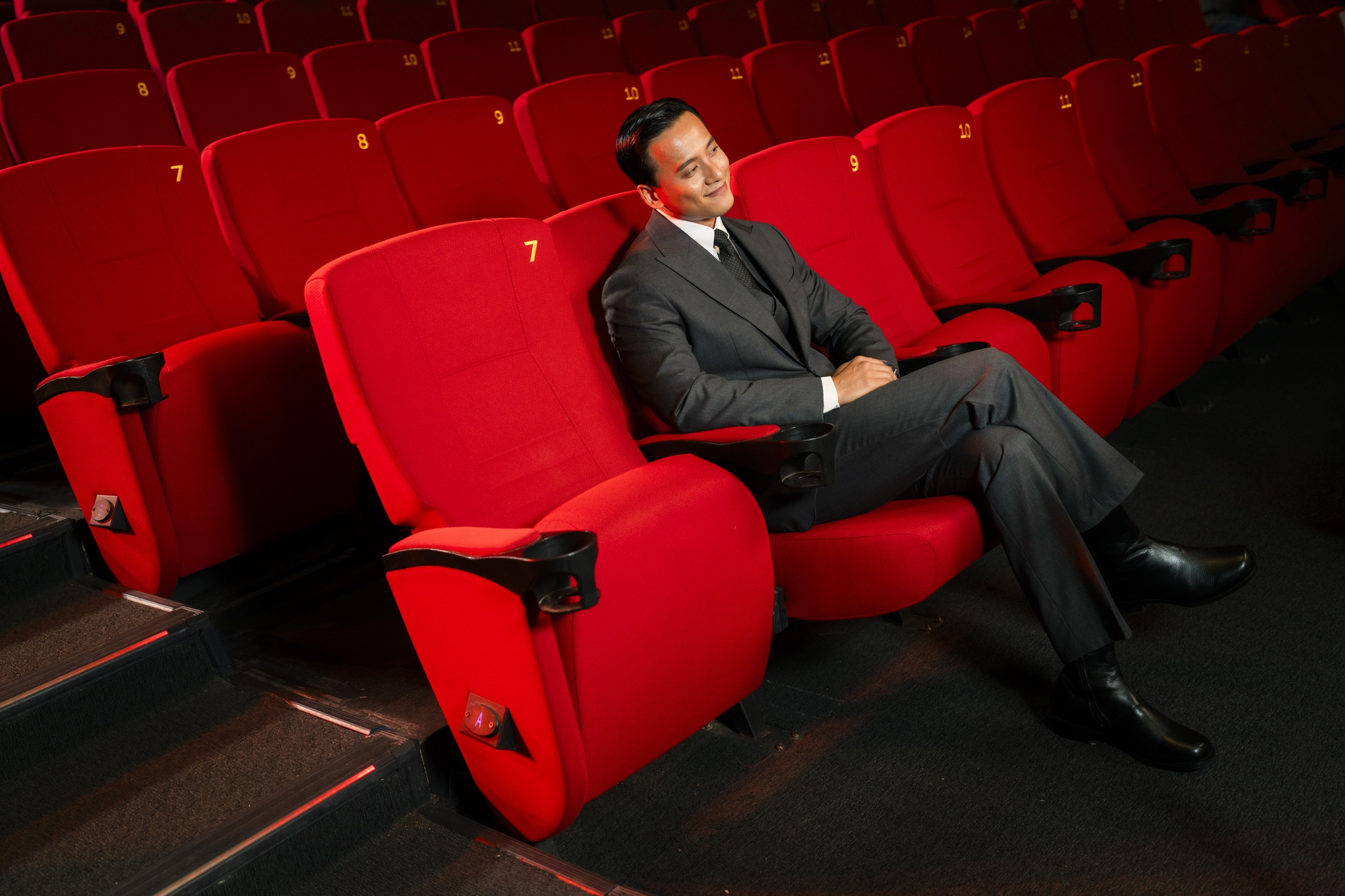 Mai Tài Phến: Áp lực lớn nhất của tôi là không để Mỹ Tâm bị mất uy tín- Ảnh 4. Mai Tài Phến: Áp lực lớn nhất của tôi là không để Mỹ Tâm bị mất uy tín- Ảnh 4.