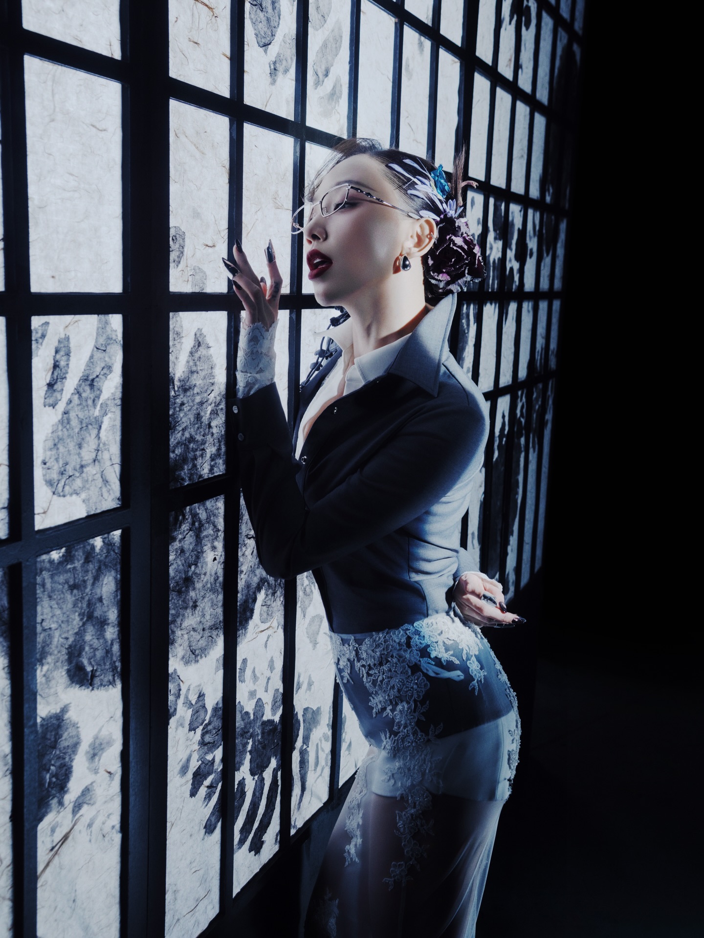 Ảnh n&oacute;ng 1000 độ của 2 visual "đỉnh lưu" Minh Hằng v&agrave; T&oacute;c Ti&ecirc;n: Phụ nữ U40 n&eacute;t qu&aacute;!- Ảnh 4.