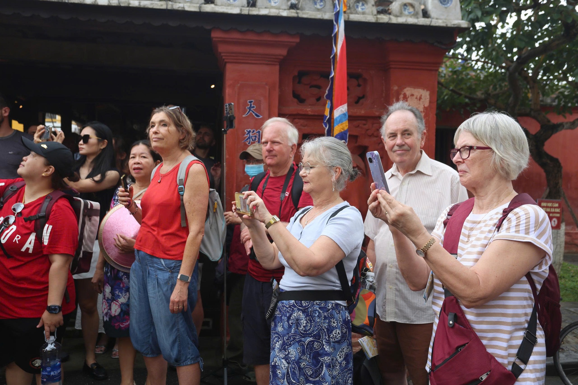 Hội An khai hội Nguy&ecirc;n Ti&ecirc;u, h&uacute;t du kh&aacute;ch về miền du lịch di sản- Ảnh 6.